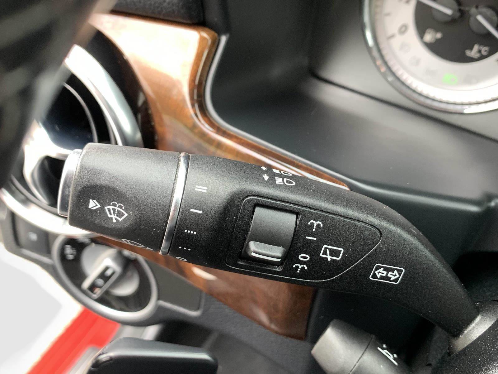 Used 2013 Mercedes-Benz GLK 350 4MATIC image 19