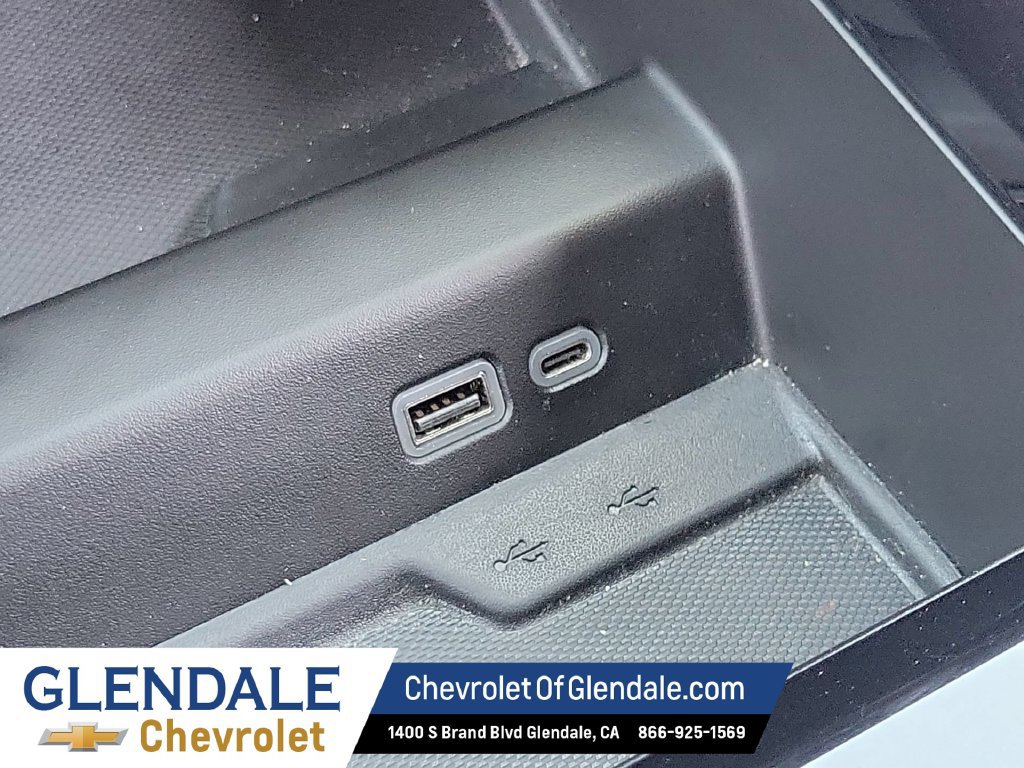 Certified 2025 Chevrolet Suburban LT AWD/4WD image 29