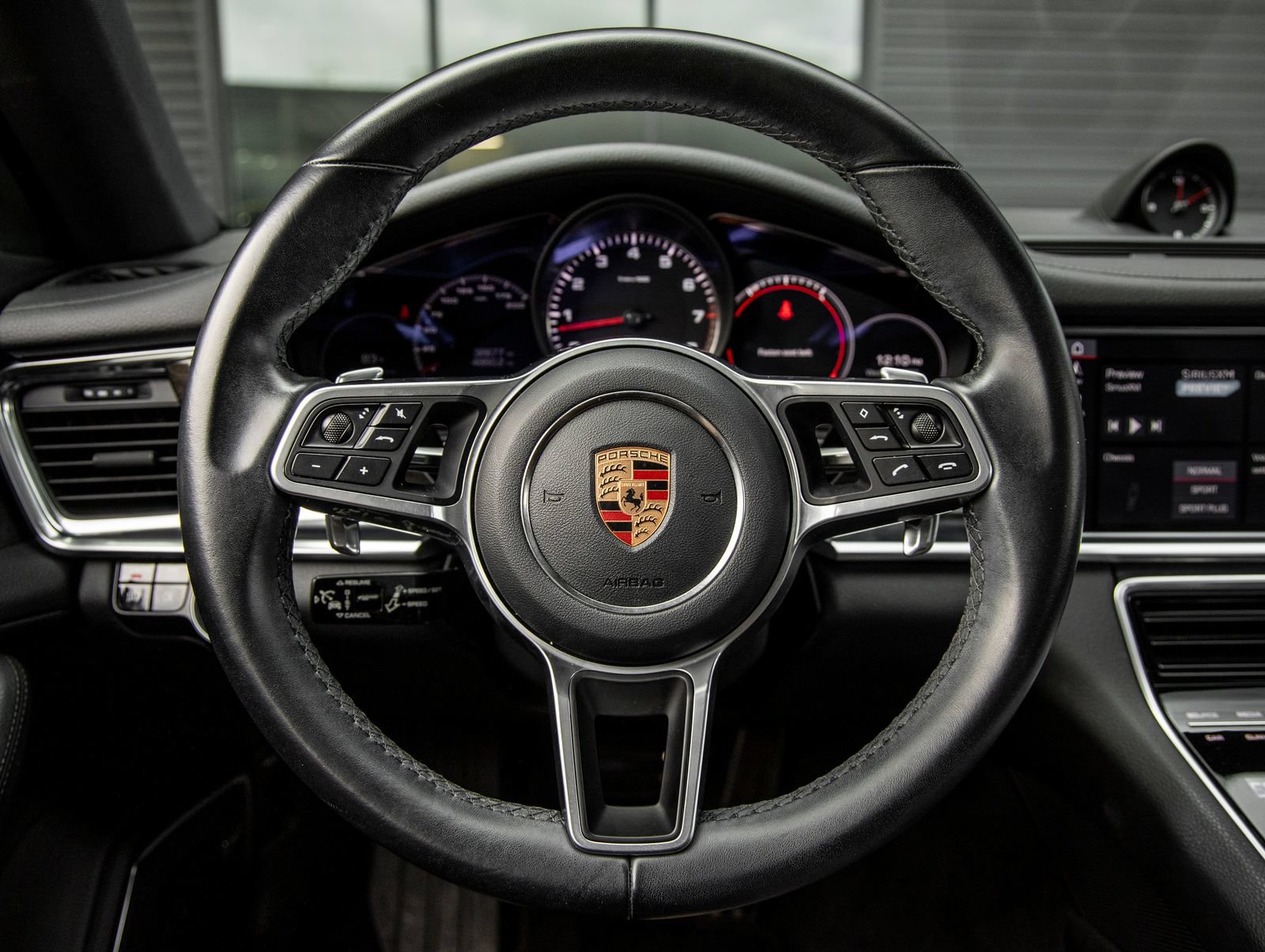 Certified 2020 Porsche Panamera 4S Executive AWD/4WD image 28