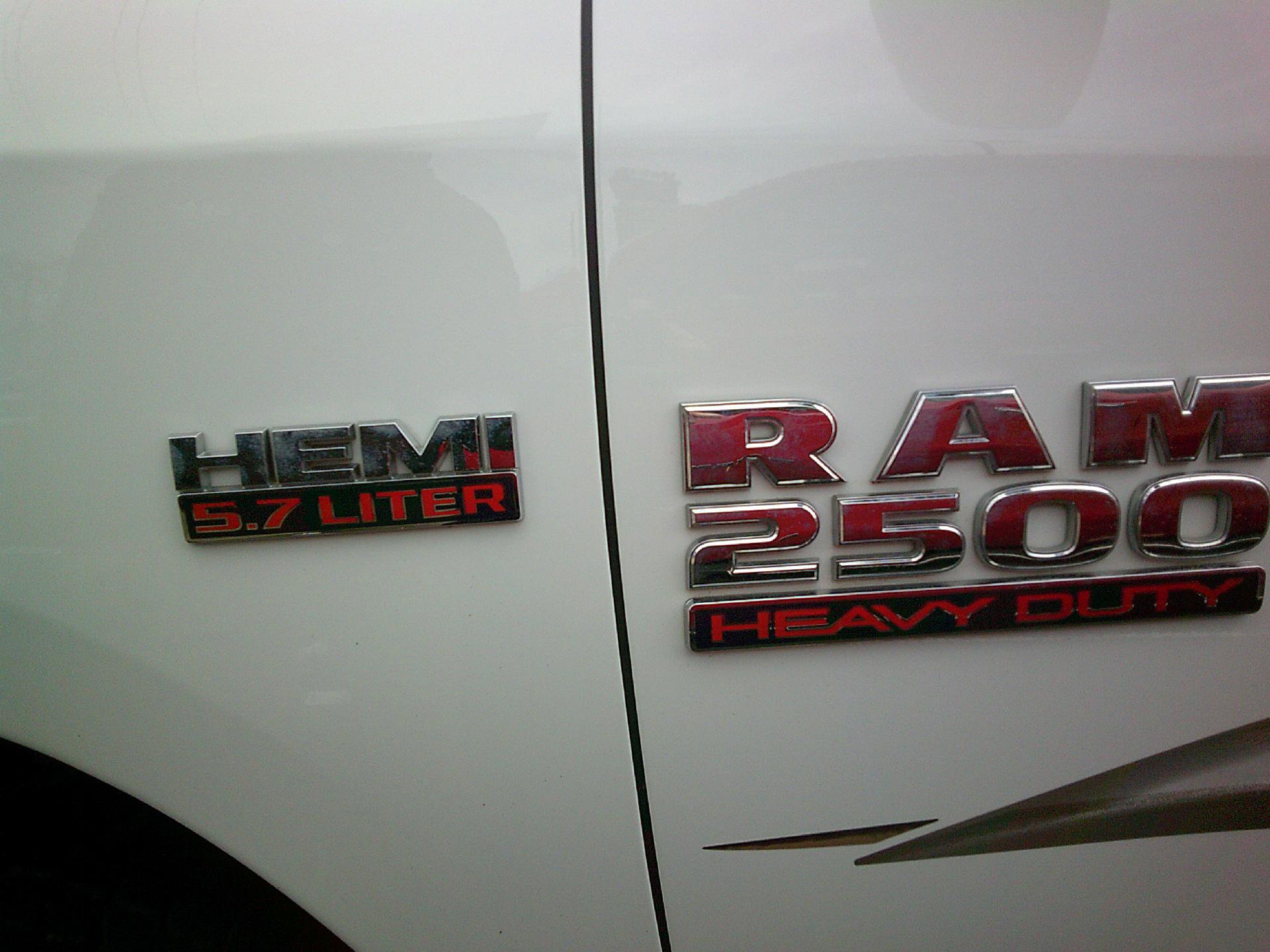 Used 2013 RAM 2500 Tradesman w/ Chrome Appearance Group image 22