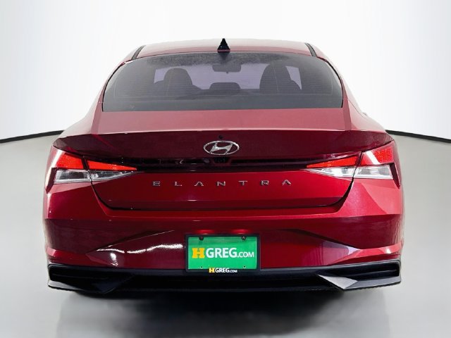 Used 2023 Hyundai Elantra SEL w/ Convenience Package FWD image 8