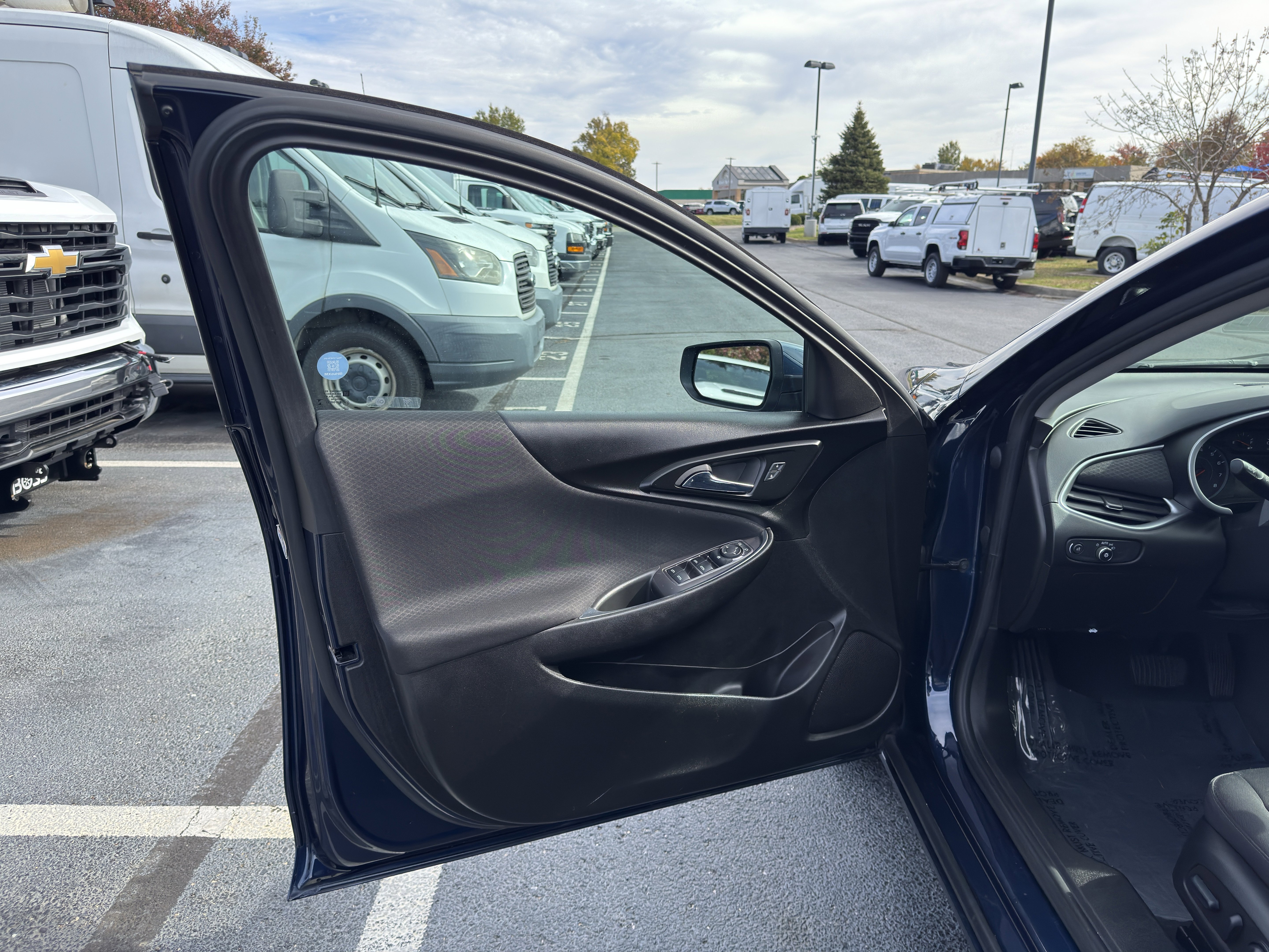 Used 2022 Chevrolet Malibu LT image 10