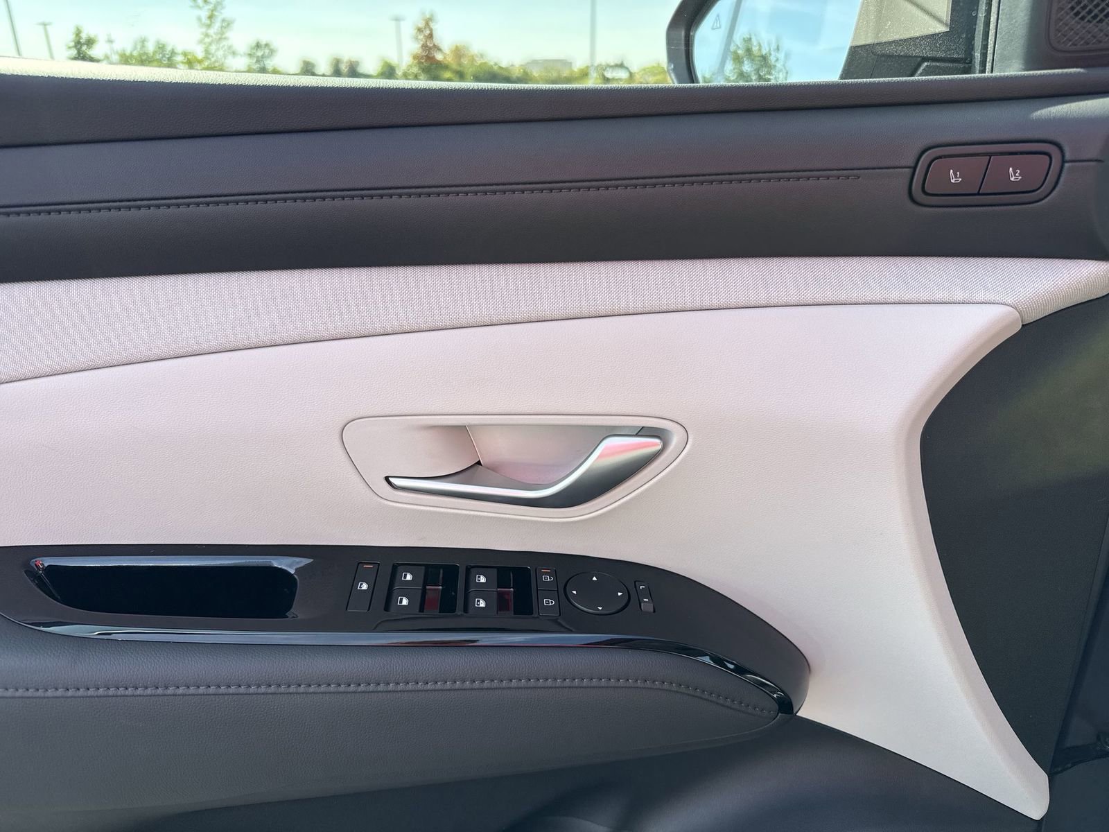 New 2026 Hyundai Tucson Limited image 16