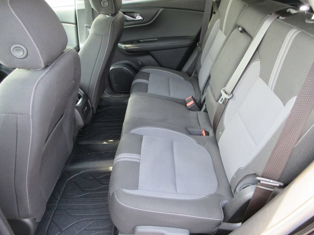Used 2024 Chevrolet Blazer LT w/ Convenience Package FWD image 13