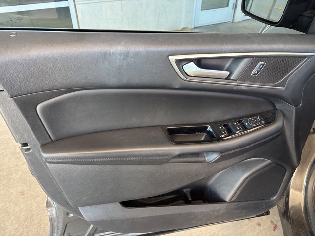 Used 2015 Ford Edge SEL w/ Equipment Group 201A image 19