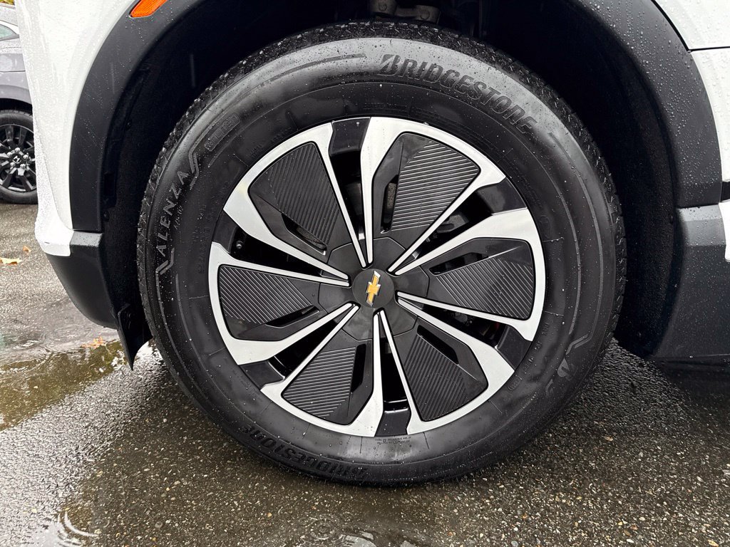 Used 2024 Chevrolet Blazer EV LT AWD/4WD image 28