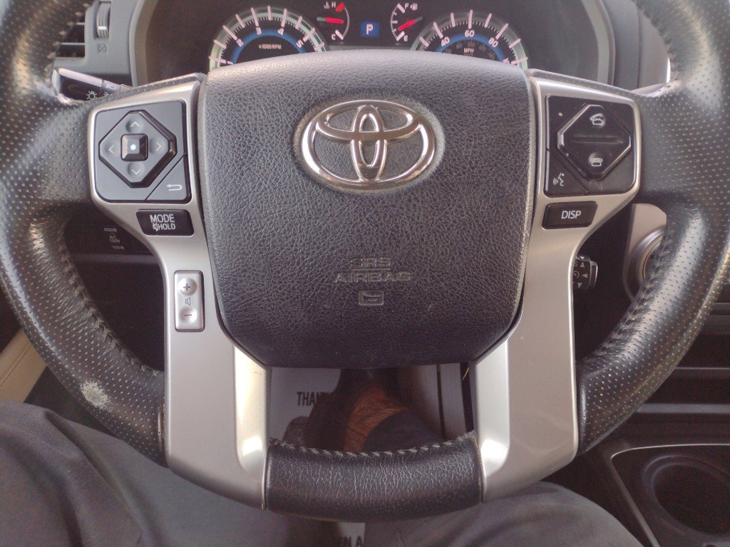 Used 2016 Toyota 4Runner SR5 Premium image 12