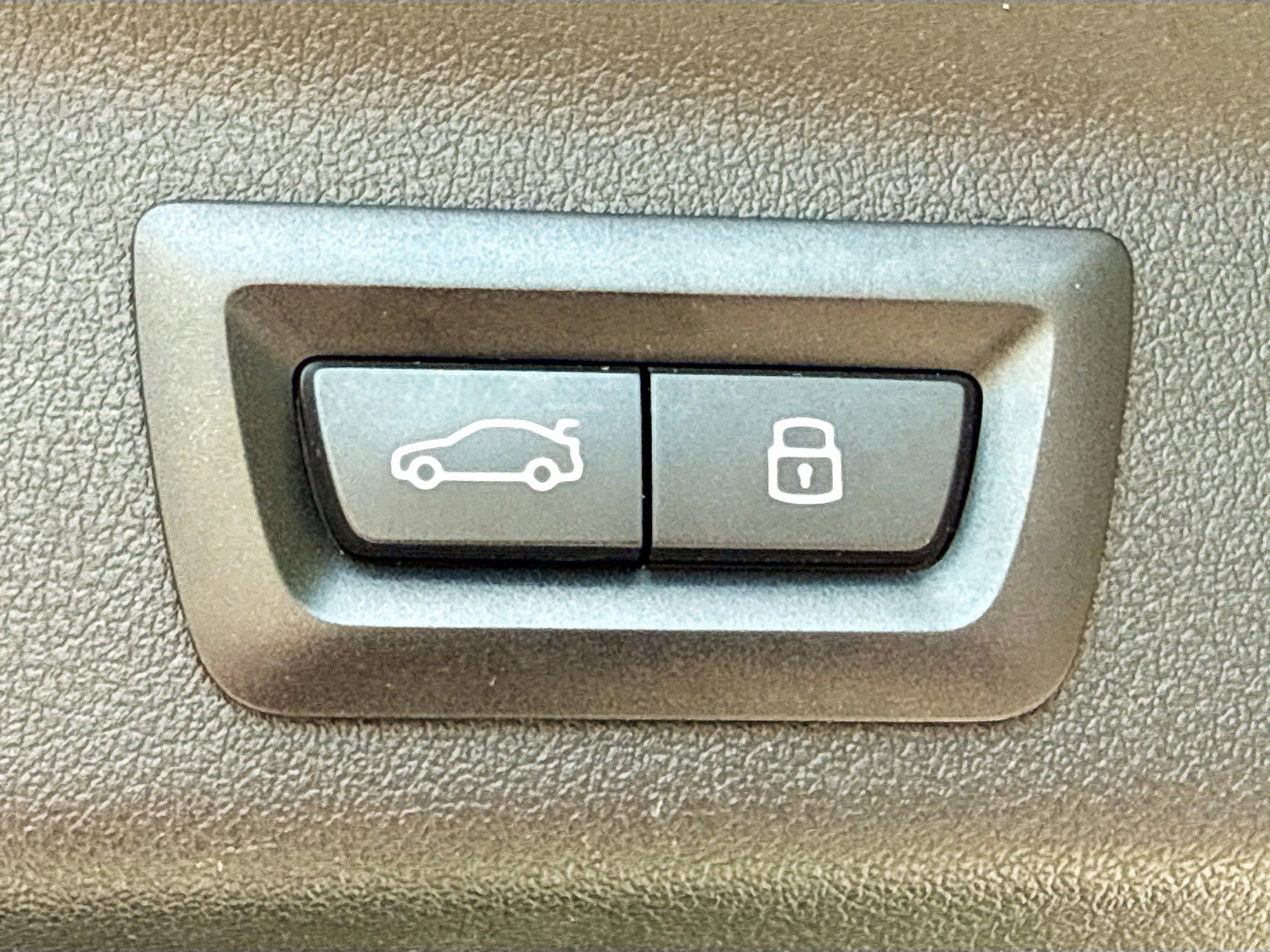 Used 2023 BMW X1 xDrive28i image 12