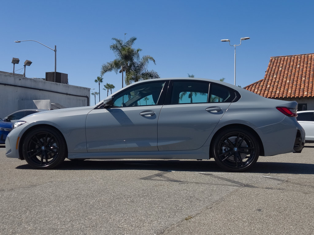 Used 2024 BMW 330i Sedan w/ M Sport Package RWD image 8
