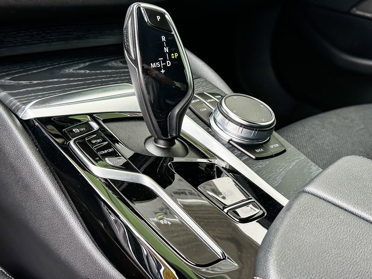 Certified 2022 BMW 530i 530i w/ Premium Package image 23