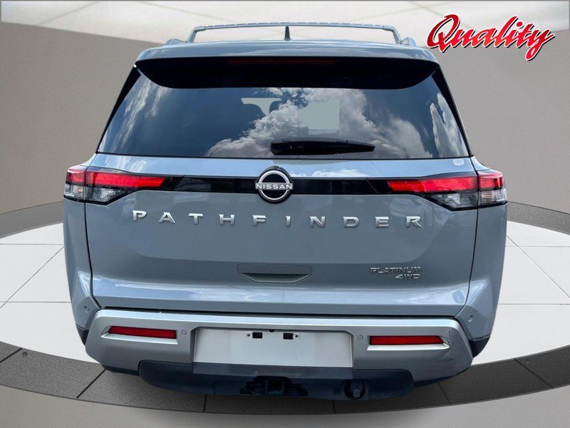 Used 2024 Nissan Pathfinder Platinum AWD/4WD image 4