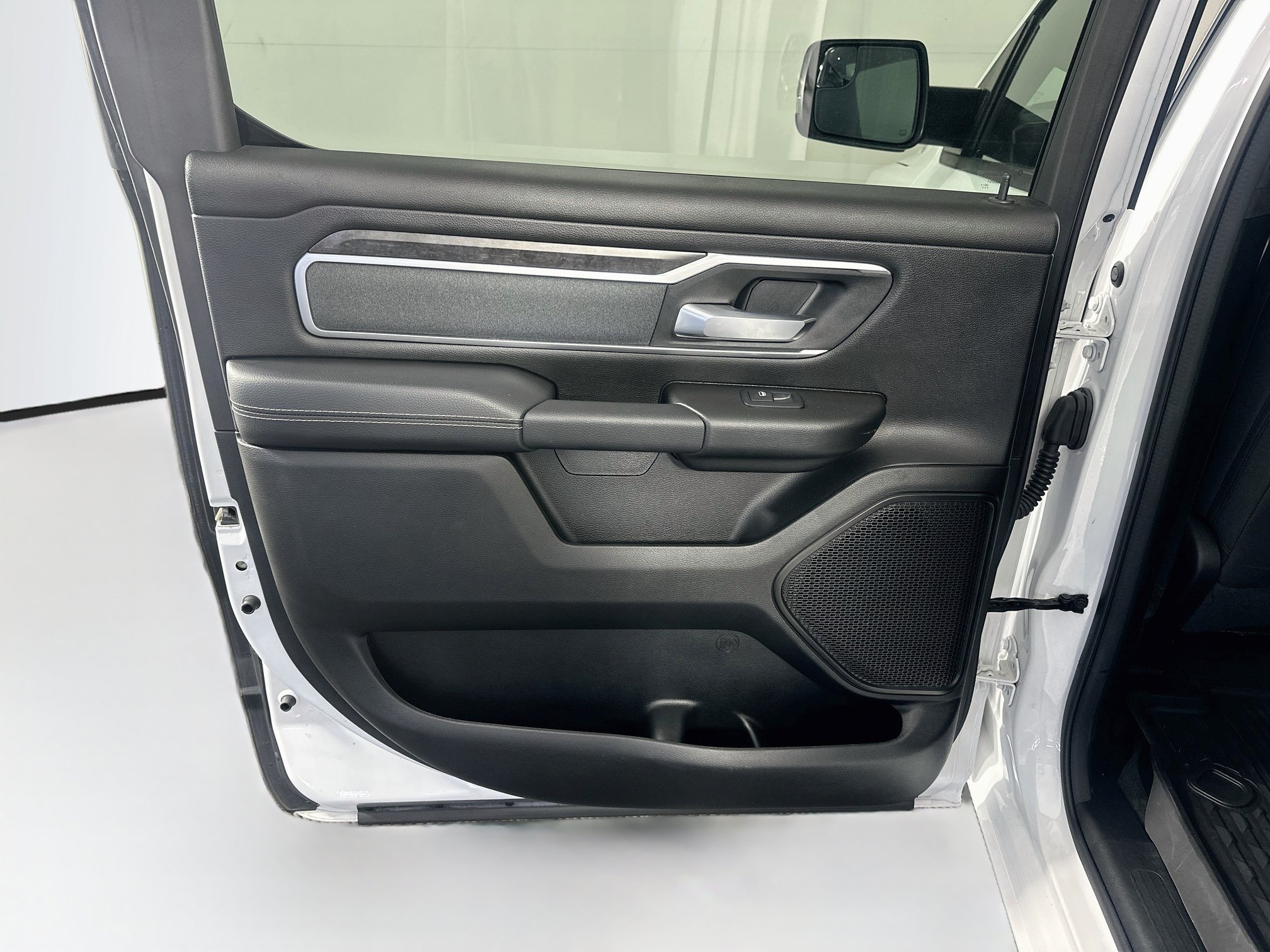 Used 2023 RAM 1500 Big Horn AWD/4WD image 24