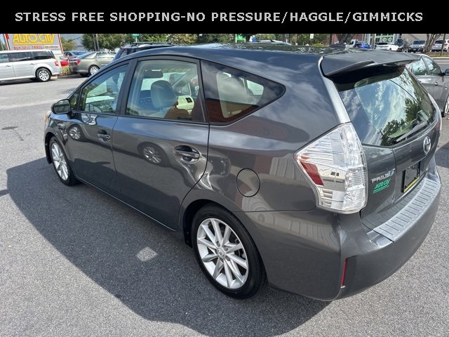 Used 2013 Toyota Prius V Five image 37