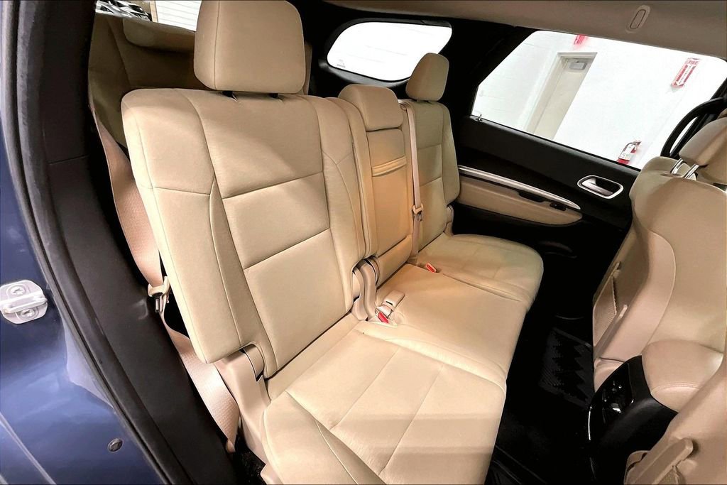 Used 2019 Dodge Durango SXT image 35
