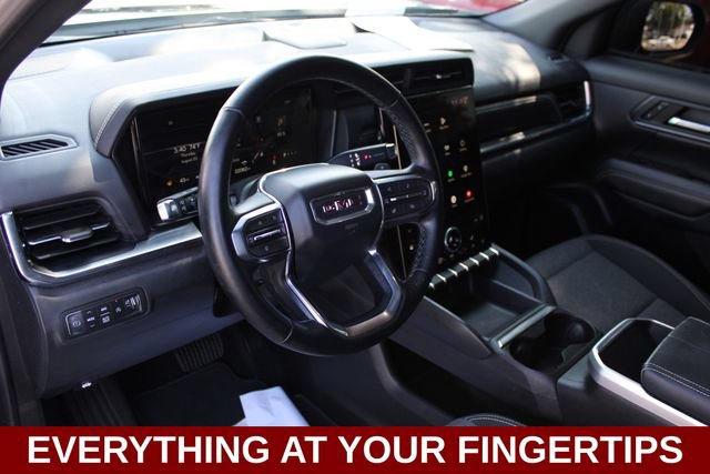 Used 2025 GMC Terrain Elevation AWD/4WD image 2