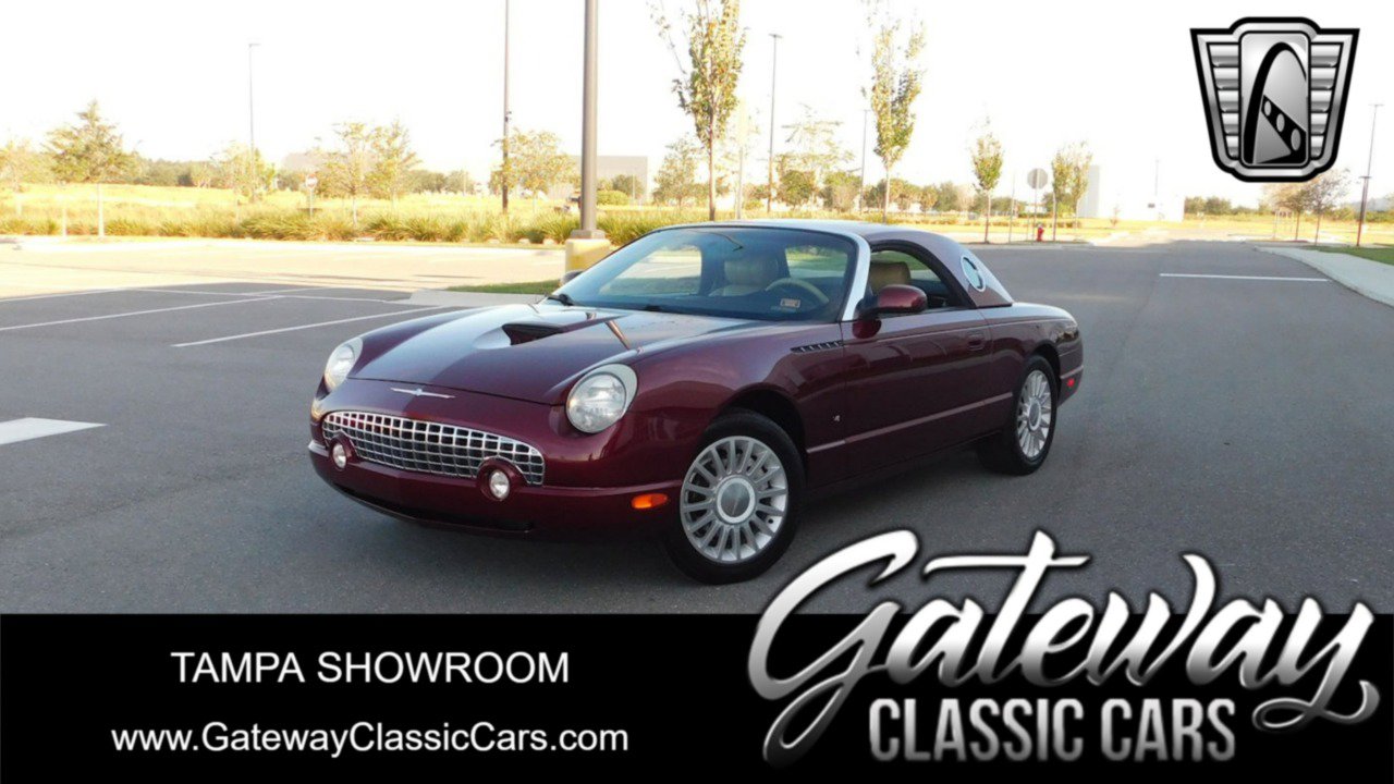 Used 2004 Ford Thunderbird image 1