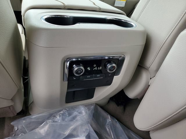 New 2026 GMC Yukon Denali RWD image 16