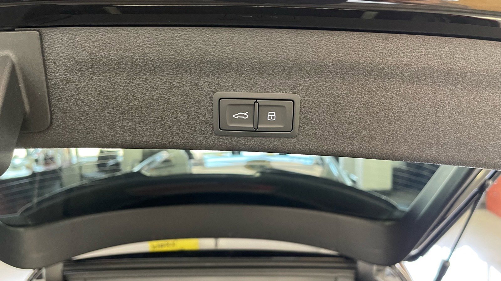 Used 2024 Audi RS 6 performance w/ Matte Carbon Package AWD/4WD image 37