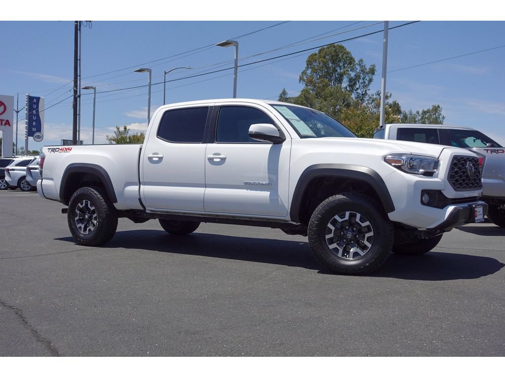 Certified 2023 Toyota Tacoma TRD Off-Road w/ Advanced Technology Package AWD/4WD image 4