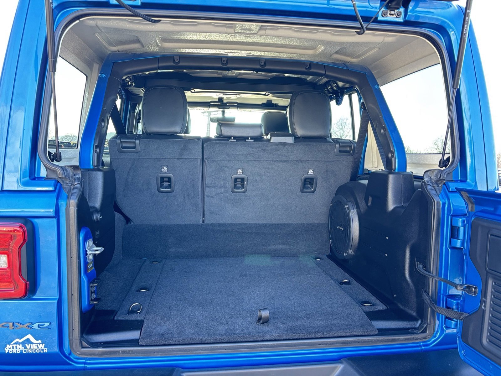 Used 2021 Jeep Wrangler Unlimited Rubicon 4xe w/ Steel Bumper Group image 21