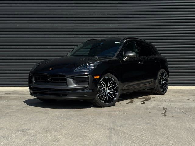 Certified 2026 Porsche Macan Turbo AWD/4WD image 1