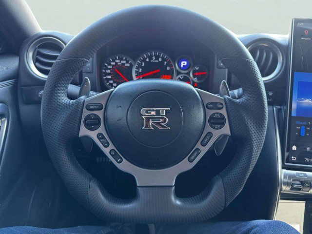 Used 2009 Nissan GT-R Premium image 30