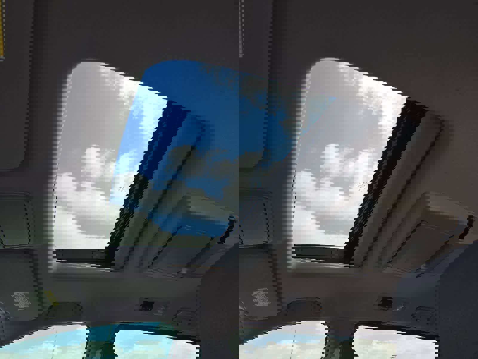 Used 2019 Honda Odyssey Elite image 18