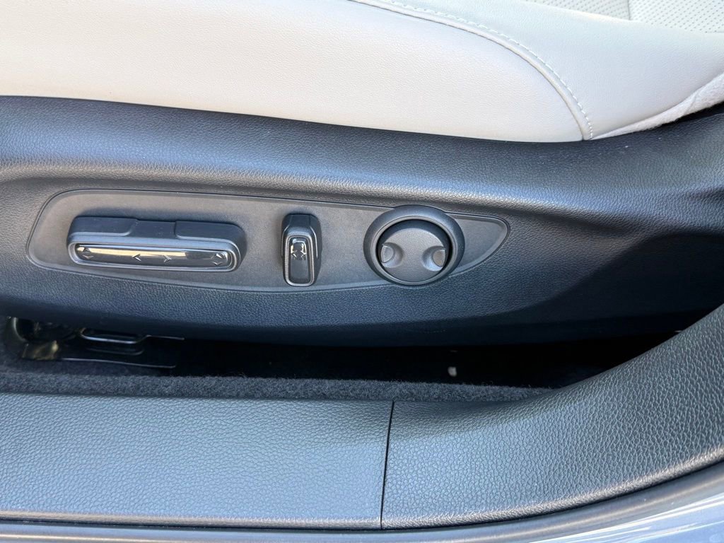 Certified 2025 Honda Accord Touring image 29