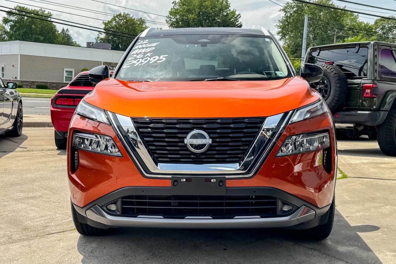 Used 2022 Nissan Rogue SL w/ SL Premium Package image 8