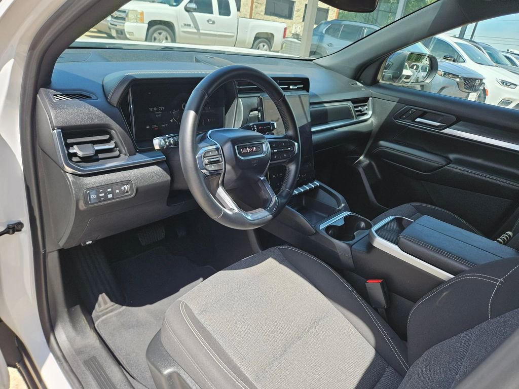 Used 2025 GMC Terrain Elevation image 10