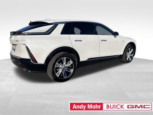Used 2024 Cadillac Lyriq Tech AWD/4WD image 14