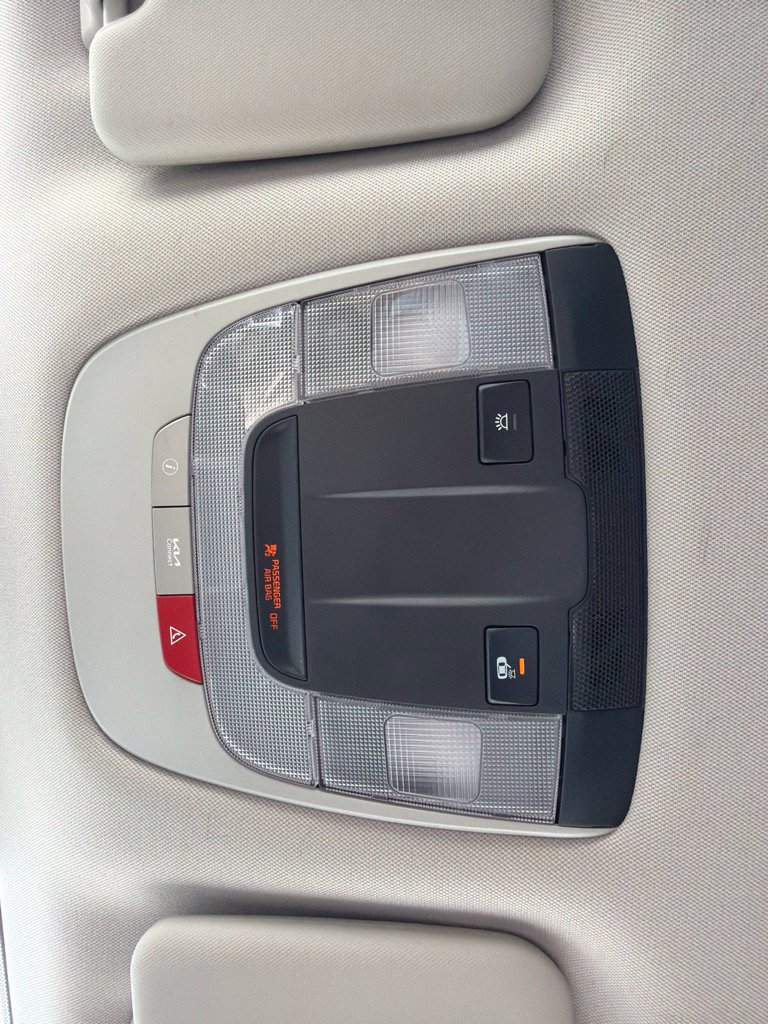 Used 2023 Kia Sportage EX AWD/4WD image 35