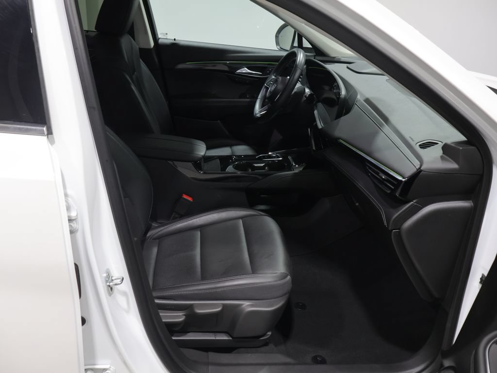 Used 2024 Buick Envision Preferred AWD/4WD image 23