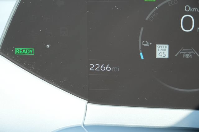 Used 2026 Toyota Prius Plug-In Hybrid FWD image 31