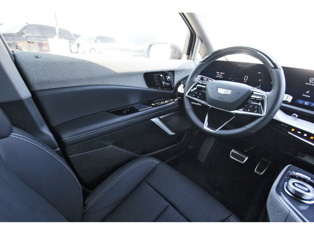 New 2026 Cadillac Optiq Sport 2 image 8