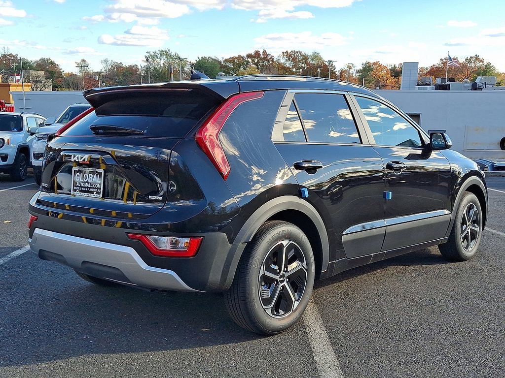 New 2025 Kia Niro EX w/ EX Cold Weather Package FWD image 4