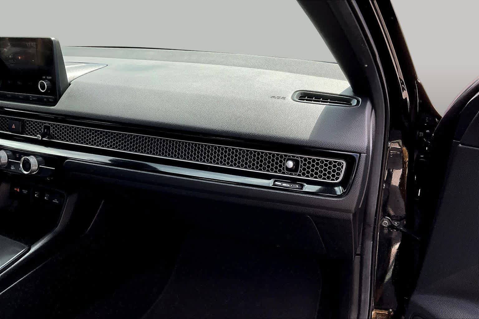 Used 2025 Honda Civic Sport image 18