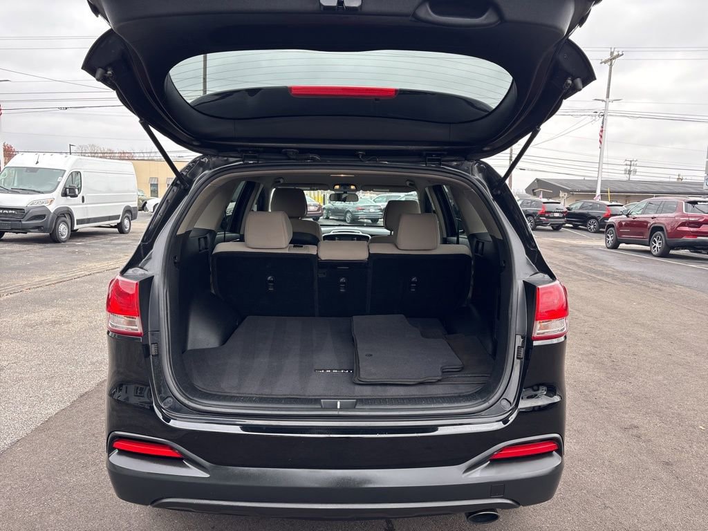 Used 2016 Kia Sorento LX image 50