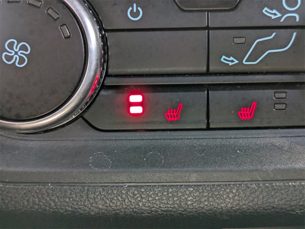 Used 2025 Ford Explorer Platinum image 19