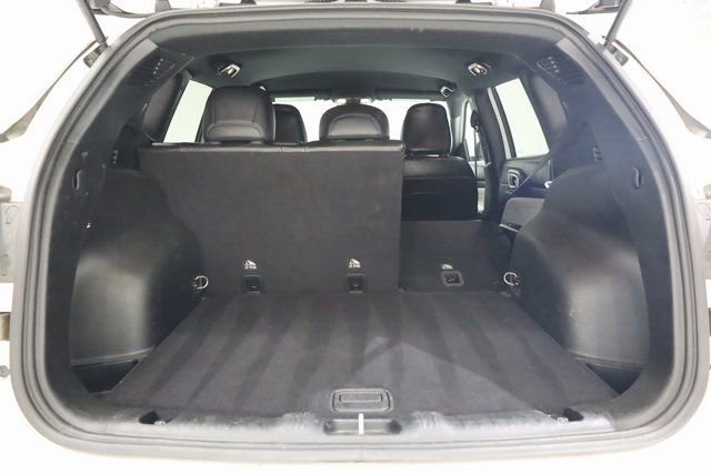Used 2023 Jeep Compass Latitude image 31