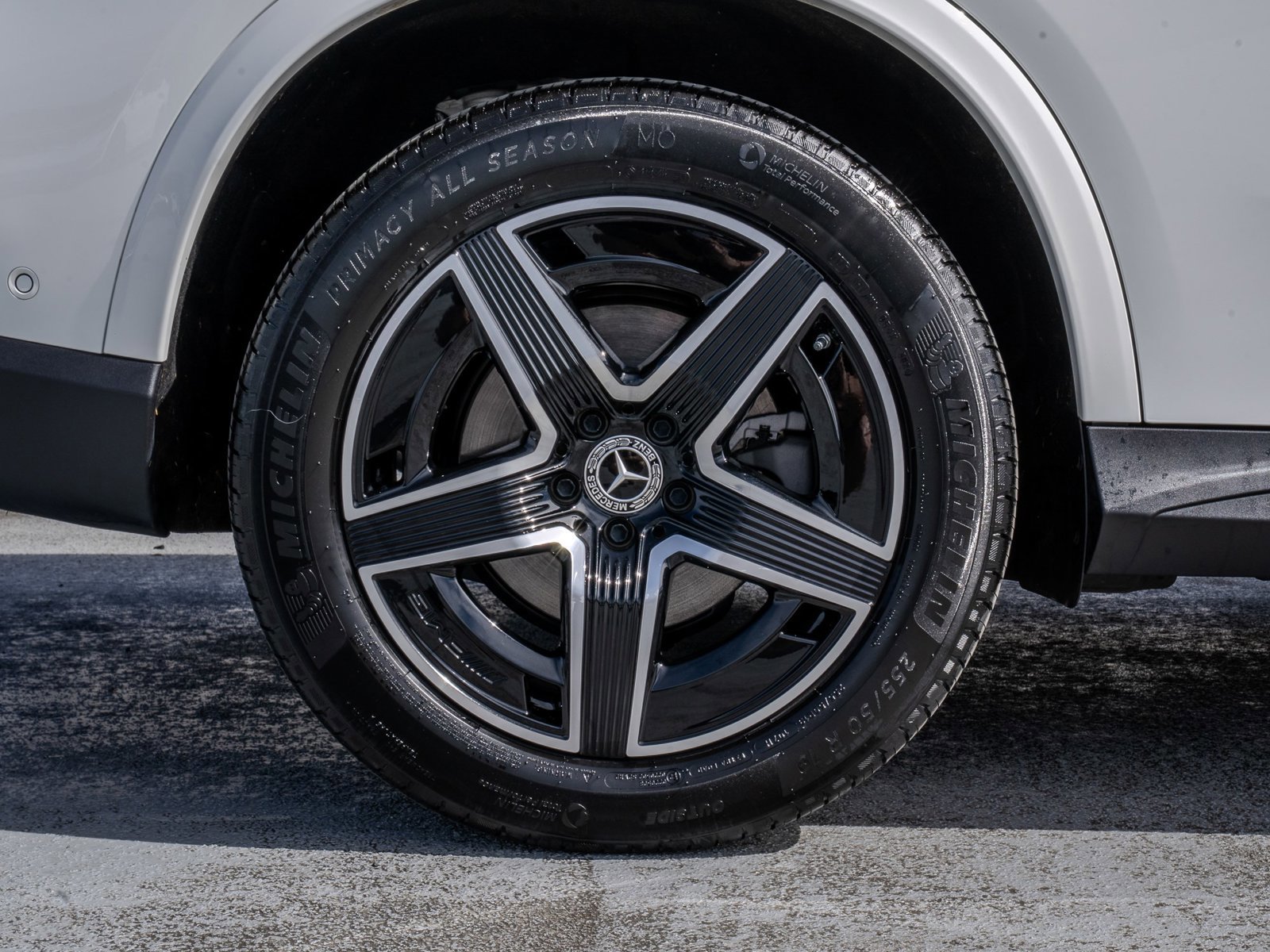 Certified 2025 Mercedes-Benz GLC 300 4MATIC image 14