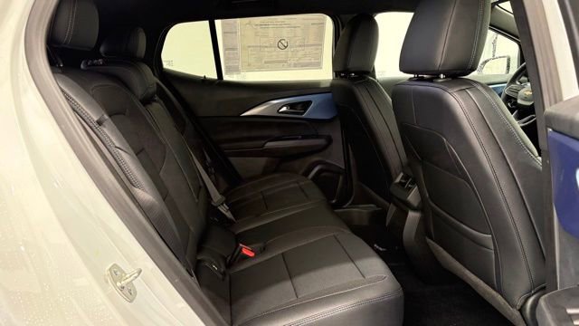 New 2026 Chevrolet Equinox EV LT AWD/4WD image 26