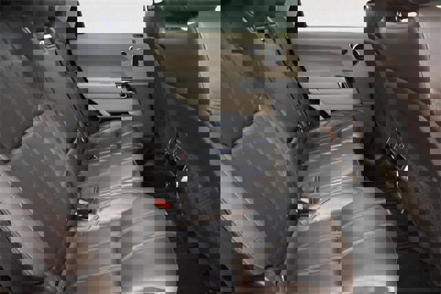 Used 2017 Land Rover Range Rover Sport HSE image 12