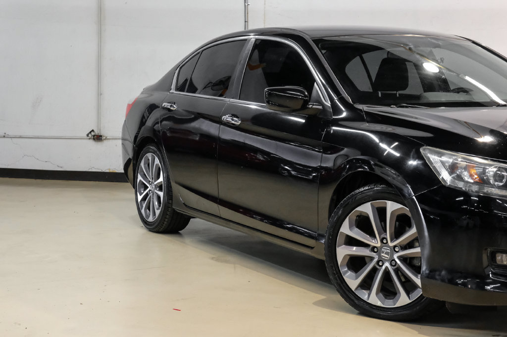 Used 2014 Honda Accord Sport image 7