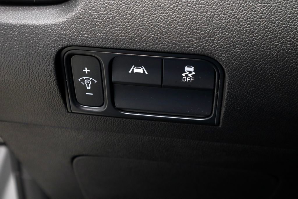 Used 2023 Kia Sorento S w/ Panoramic Sunroof Package image 31