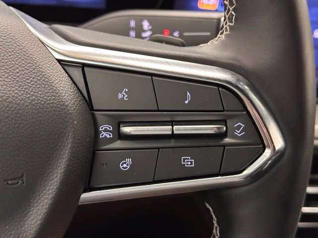Used 2026 Chevrolet Traverse LT AWD/4WD image 11