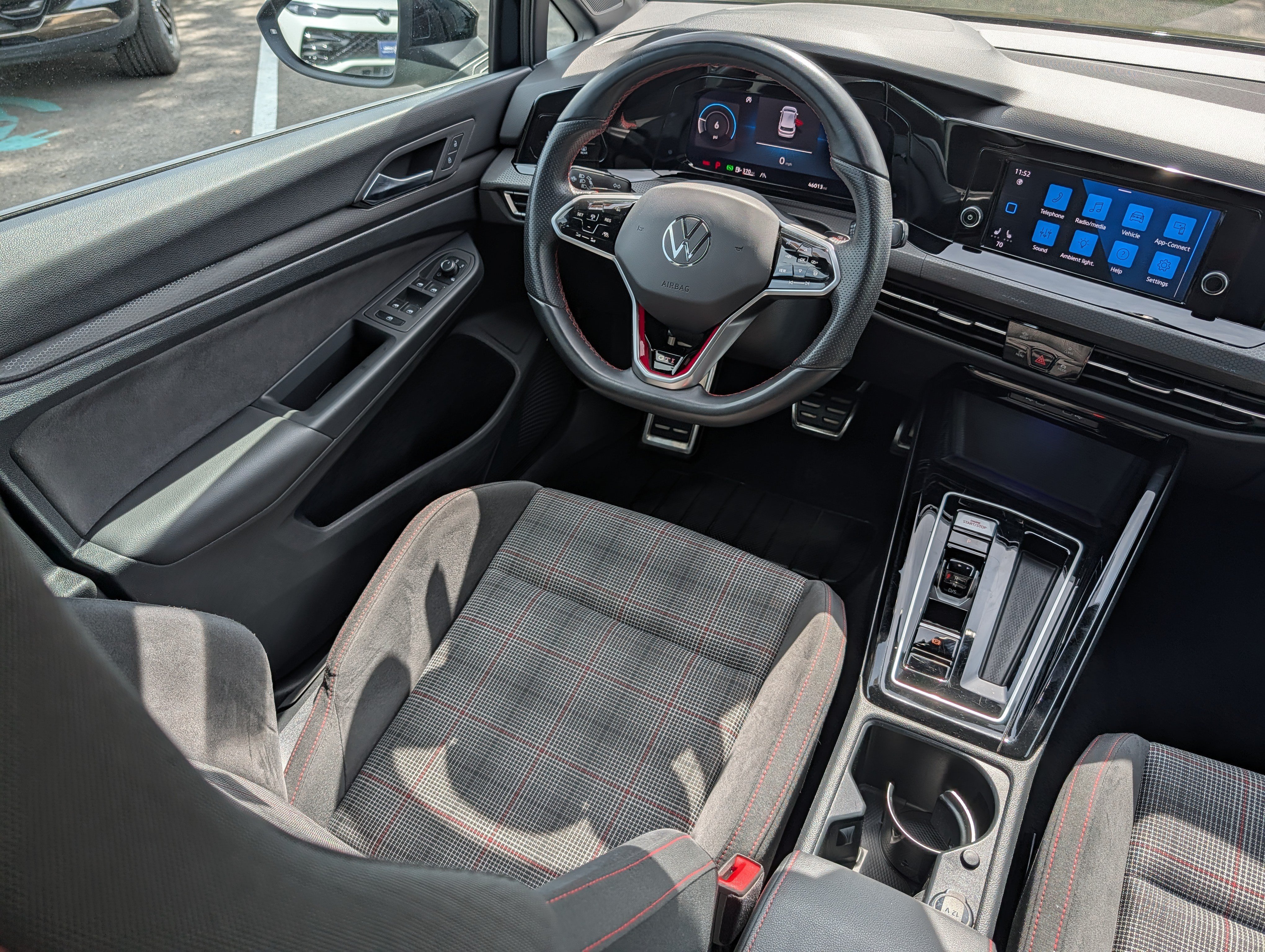 Certified 2024 Volkswagen GTI S FWD image 9