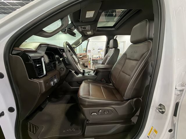 Used 2023 GMC Sierra 1500 Denali AWD/4WD image 12
