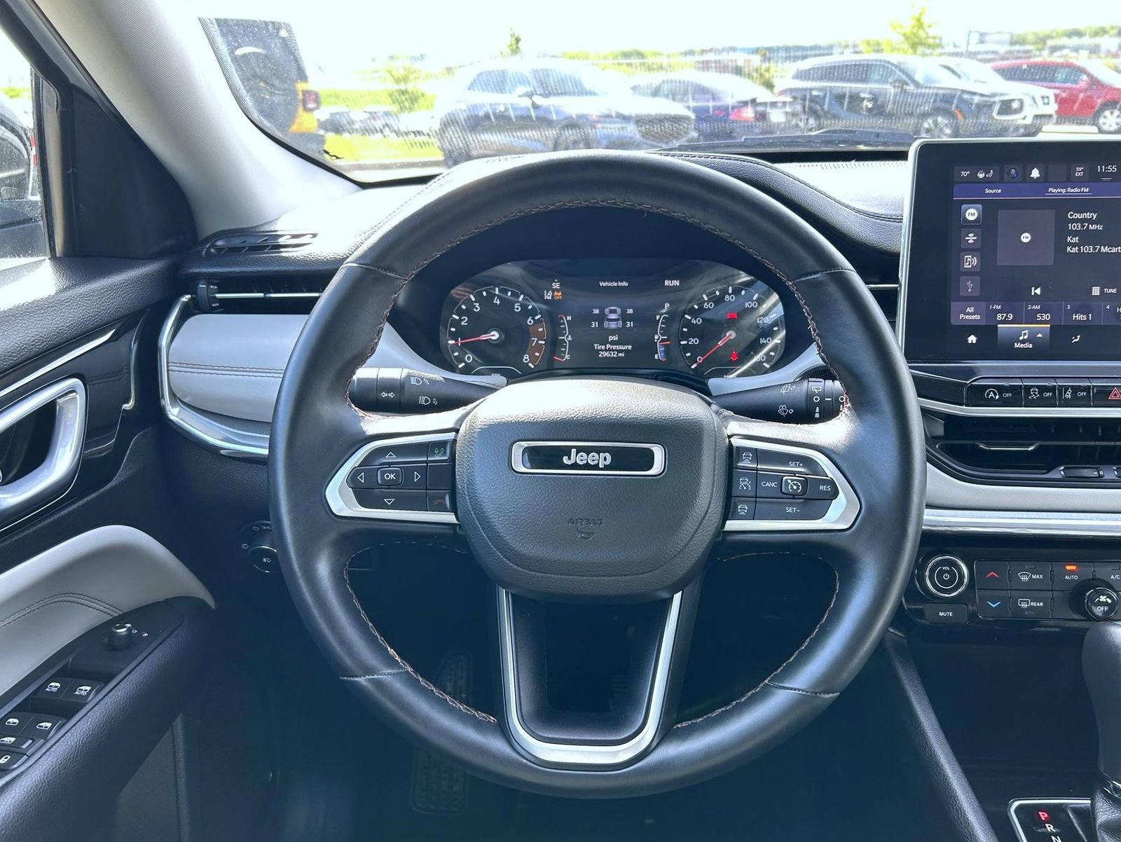 Used 2022 Jeep Compass Limited AWD/4WD image 11