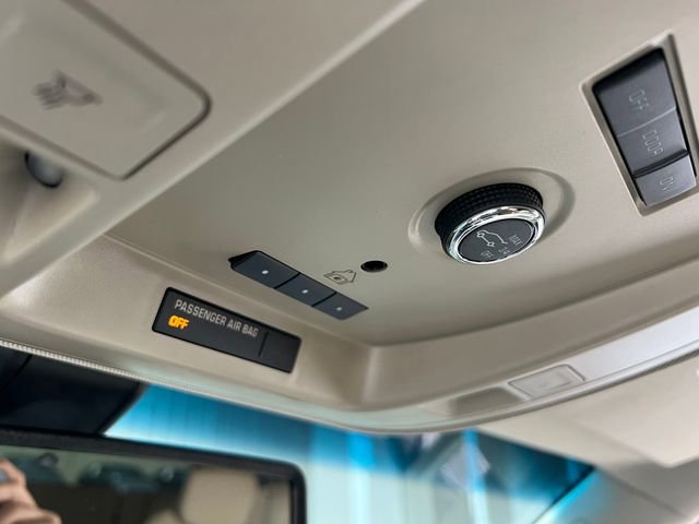 Used 2017 Cadillac Escalade image 29